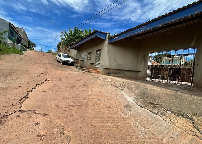 Hospedaria Cmc Unidade 05 Com Estacionamento